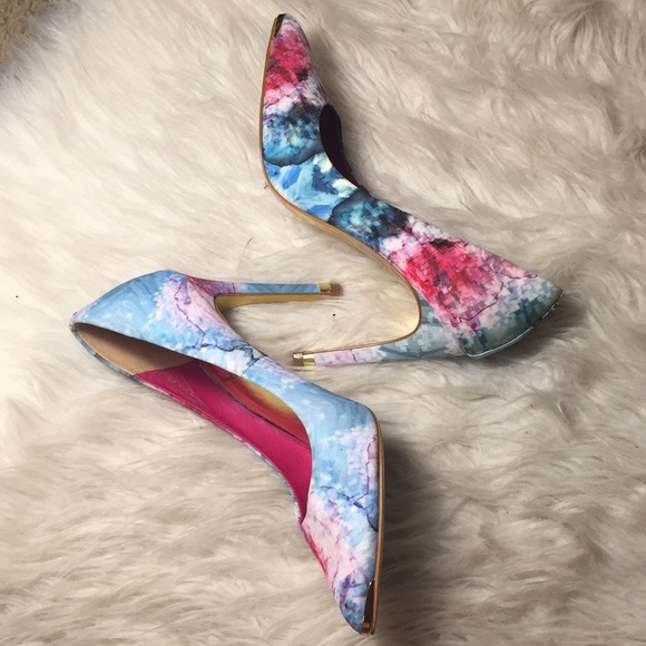 Ted Baker London Shoes - Stunning ted baker colorful heels